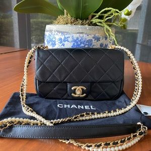 ‼️SOLD‼️ 💯% Auth. Chanel limited edition mini rectangle